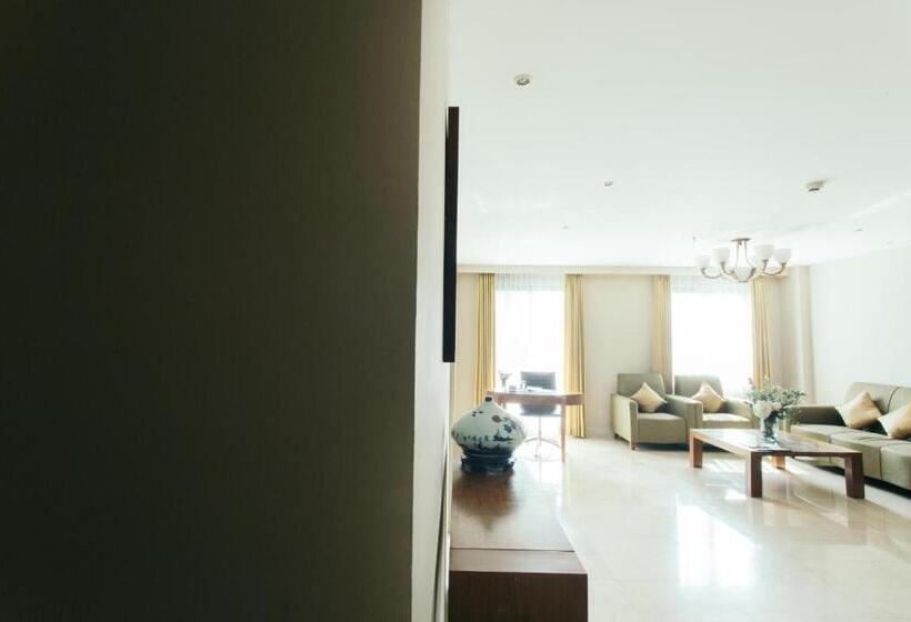 سوئیت 2 خوابه, Thomson Residence
