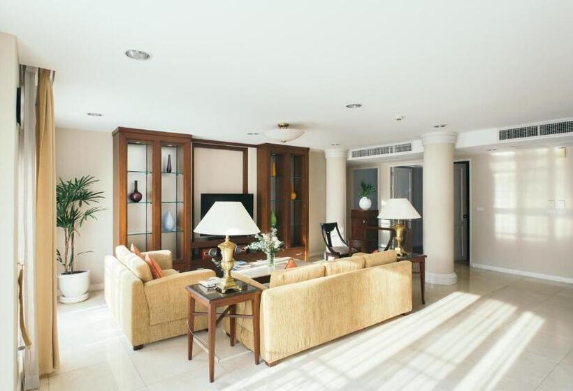 اتاق 4 خوابه, Thomson Residence
