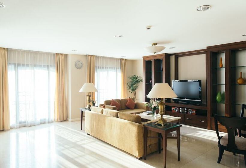 اتاق 4 خوابه, Thomson Residence