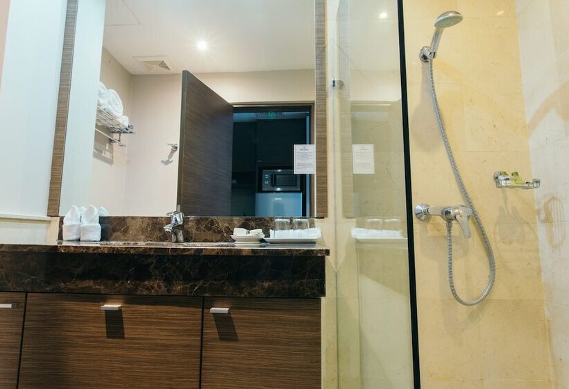 اتاق استاندارد, Thomson Residence