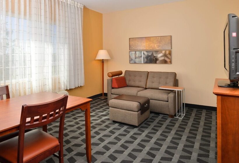 سوییت, Towneplace Suites Sacramento Cal Expo