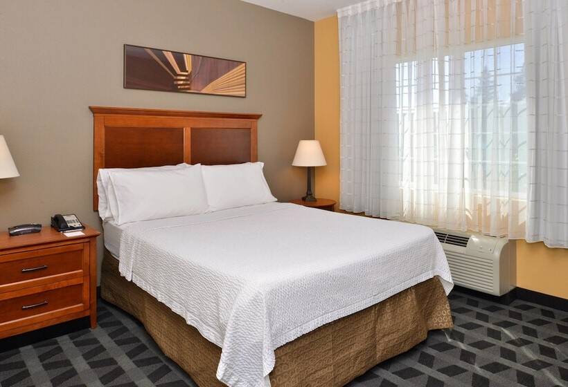 Suite 2 Dormitoris, Towneplace Suites Sacramento Cal Expo