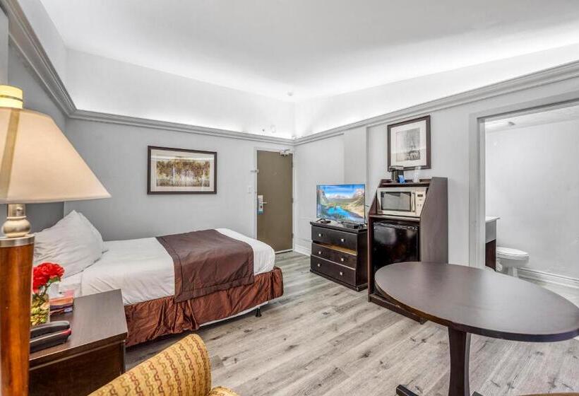 اتاق استاندارد, Travelodge By Wyndham Sarnia