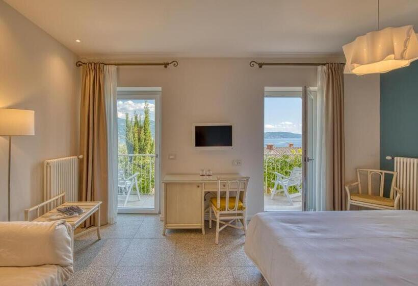 اتاق کلاسیک با چشم‌انداز دریاچه, Villa Europa