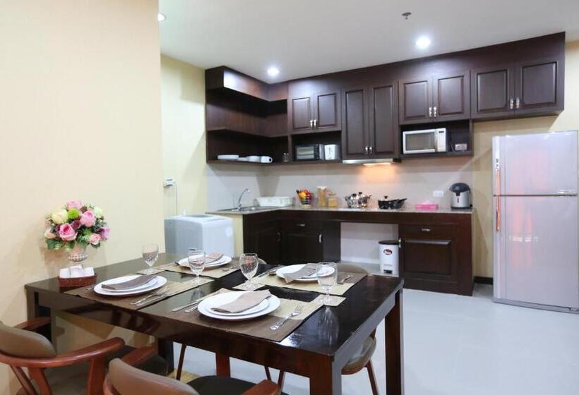 شقة غرفتين, J Town Serviced Apartments&