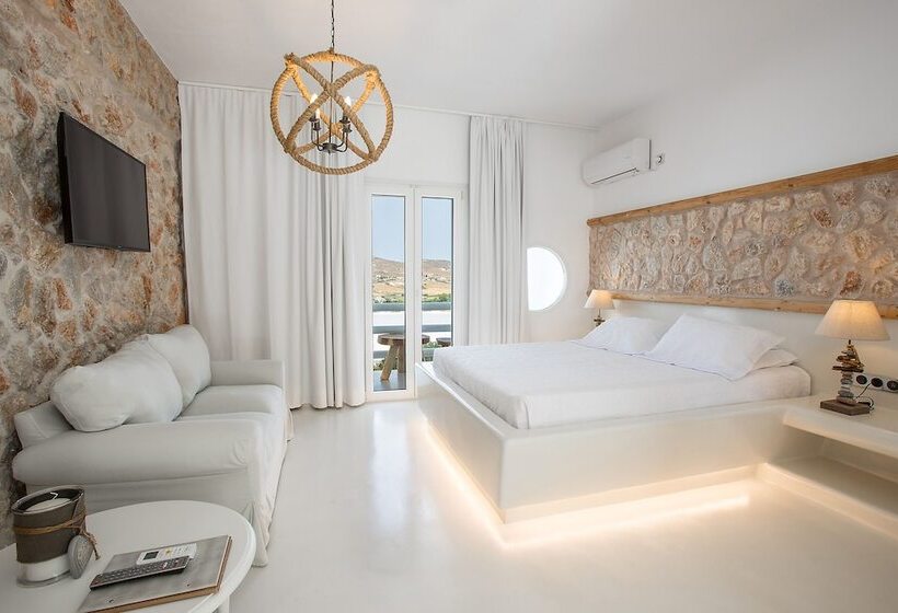 اتاق سوپریور, Paros Palace