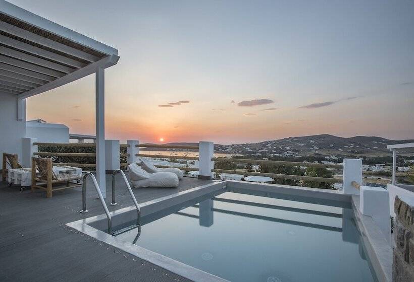 سوئیت پریمیوم, Paros Palace