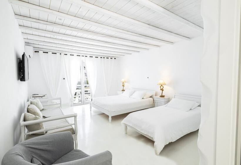 اتاق استاندارد سه نفره, Paros Palace