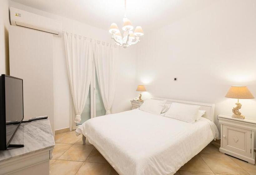 2 Schlafzimmer Suite, Paros Palace