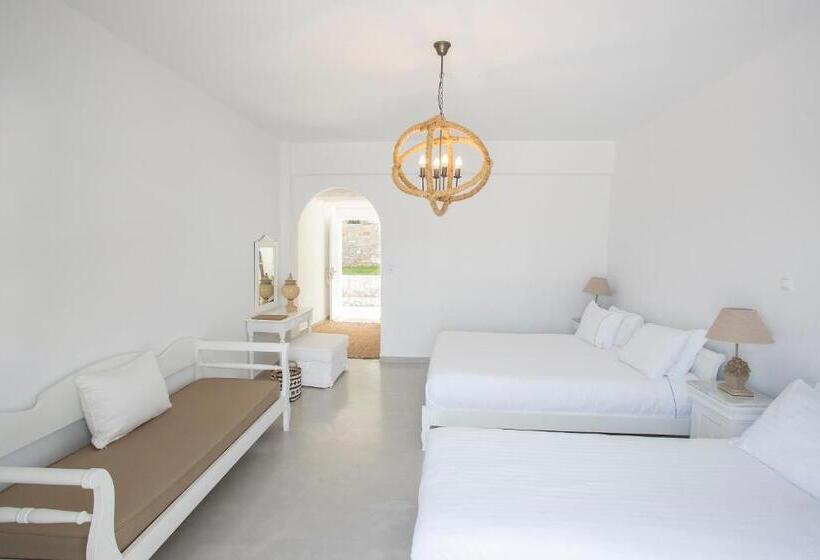 اتاق استاندارد سه نفره, Paros Palace