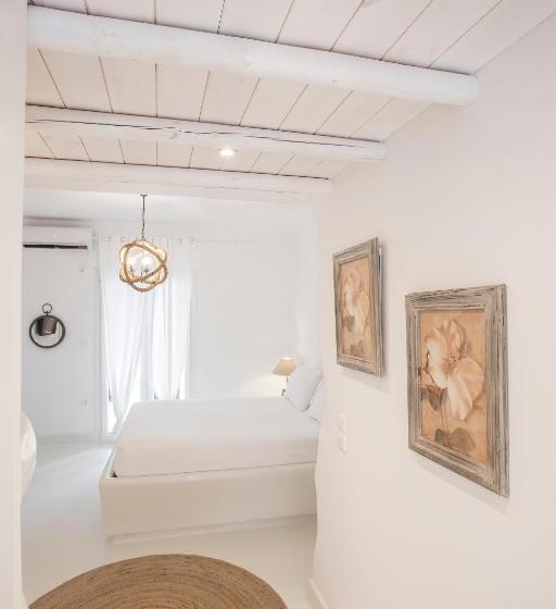 اتاق استاندارد, Paros Palace