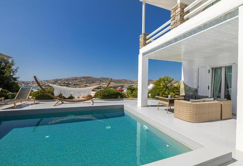سوئیت پریمیوم, Paros Palace