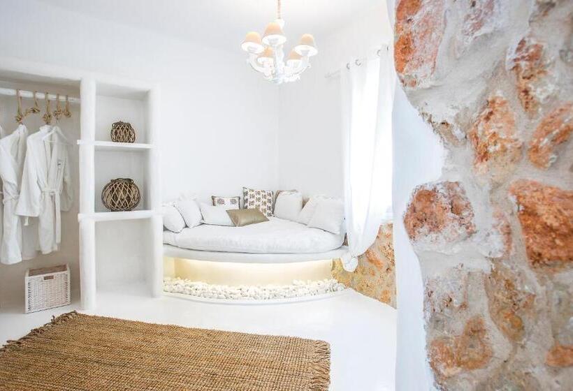 سوئیت پریمیوم, Paros Palace
