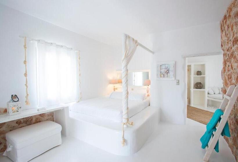 سوئیت پریمیوم, Paros Palace