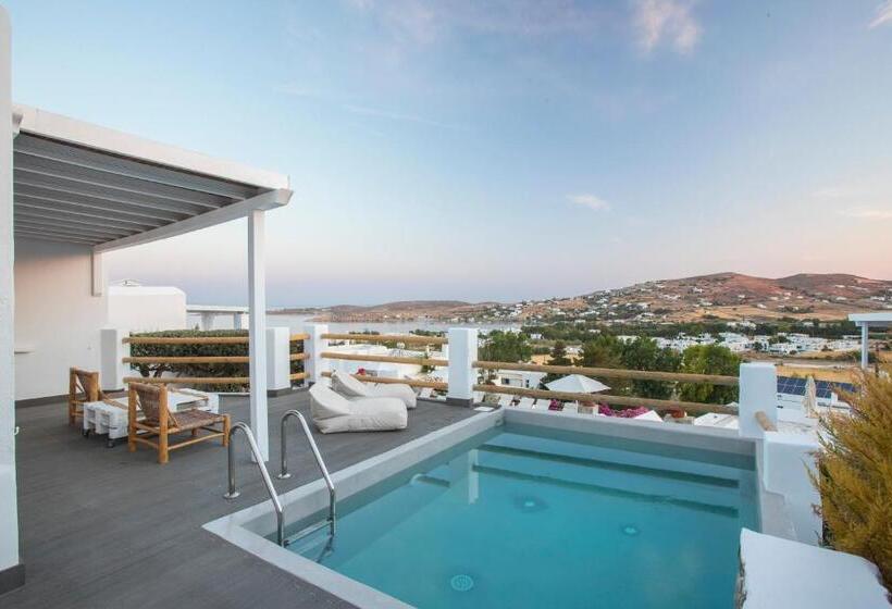 سوئیت پریمیوم, Paros Palace