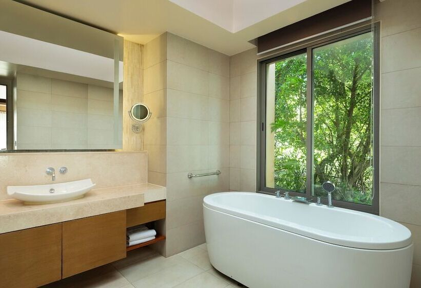 اتاق استاندارد, The Westin Siray Bay Resort & Spa, Phuket