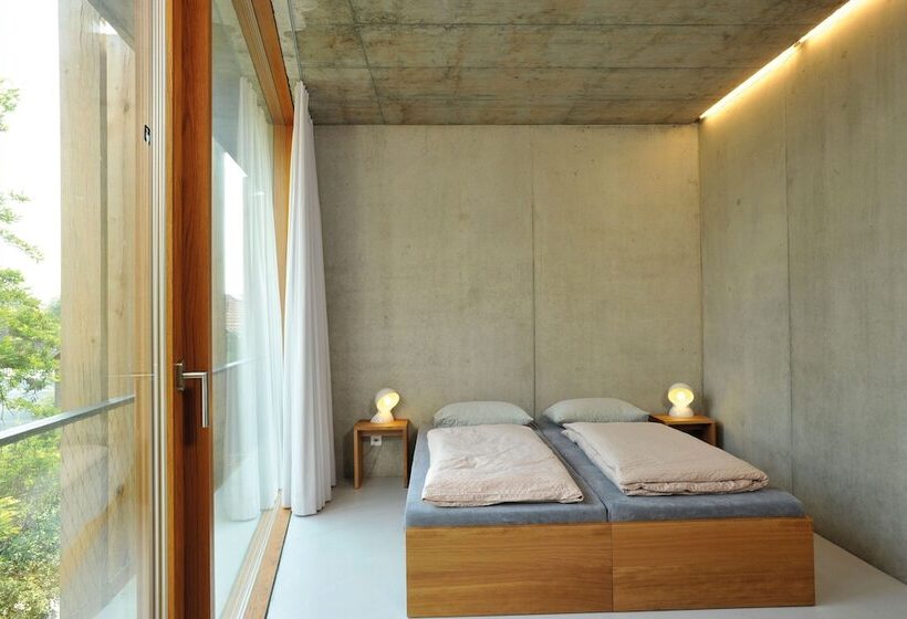 اتاق استاندارد, Basel Youth Hostel