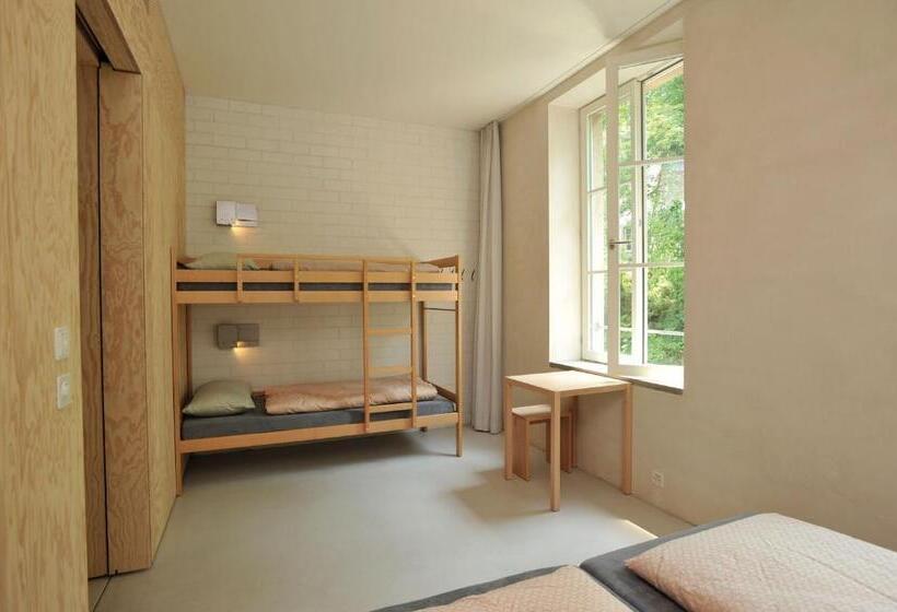 اتاق استاندارد چهار تخته, Basel Youth Hostel