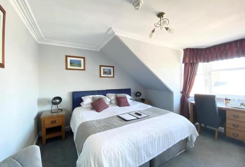 اتاق استاندارد با تخت بزرگ, Daviot Guest House