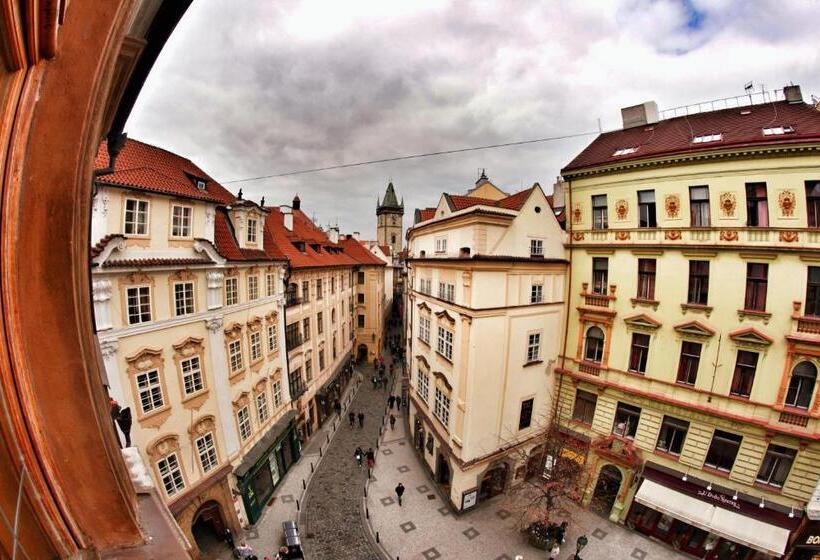 اتاق استاندارد با سرویس بهداشتی مشترک, Hostel Homer   Old Town Square