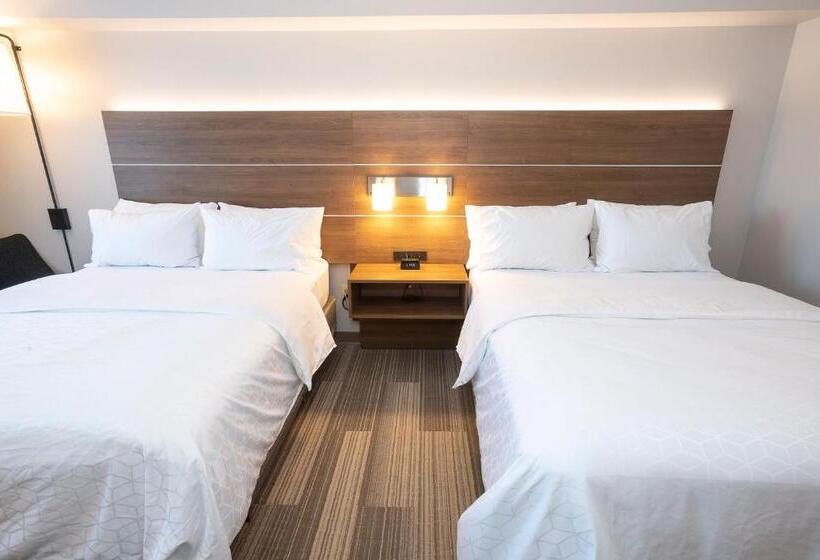 اتاق استاندارد, Holiday Inn Express & Suites Iron Mountain, An Ihg