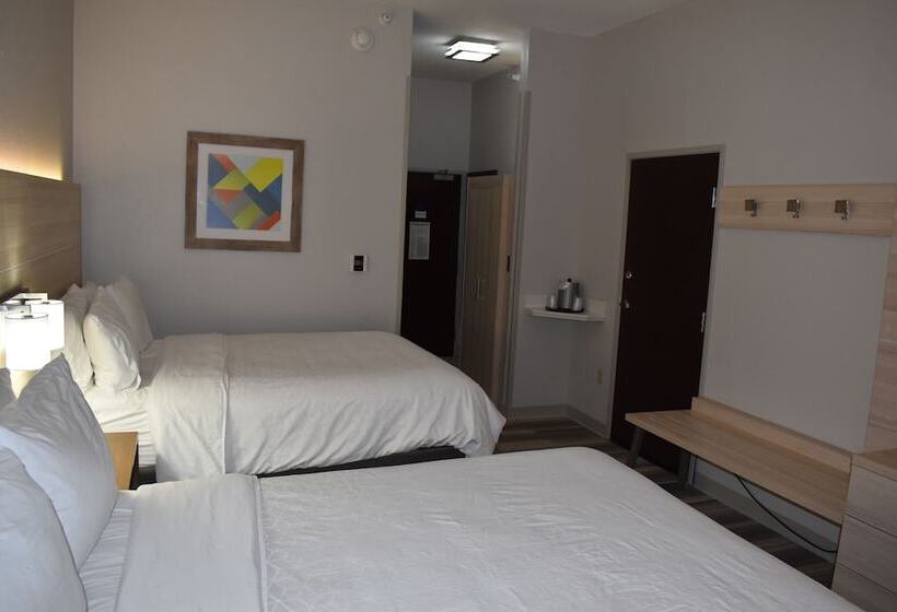 اتاق استاندارد با 2 تخت دوبل, Holiday Inn Express Hotel & Suites Mcpherson, An Ihg