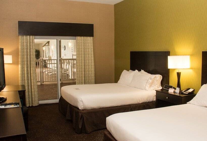 سوییت, Holiday Inn Express Hotel & Suites Saginaw, An Ihg