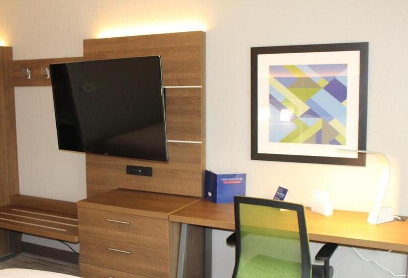 Standard Room King Bed Adapted for people with reduced mobility, Holiday Inn Express  And Suites Enterprise