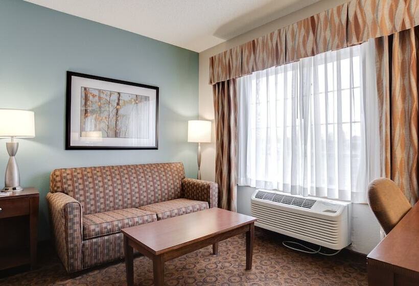 سوییت, Holiday Inn Express St. Cloud