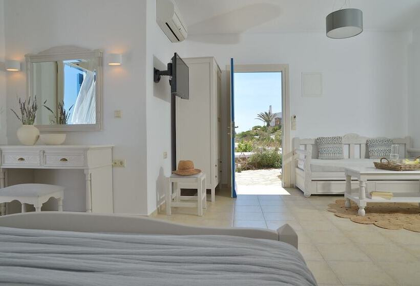 Upper Triple Room Sea View, Mediterranean