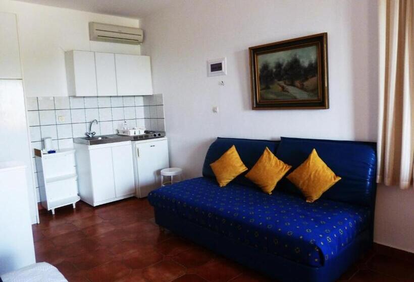استودیوی استاندارد, Milia Bay Hotel Apartments