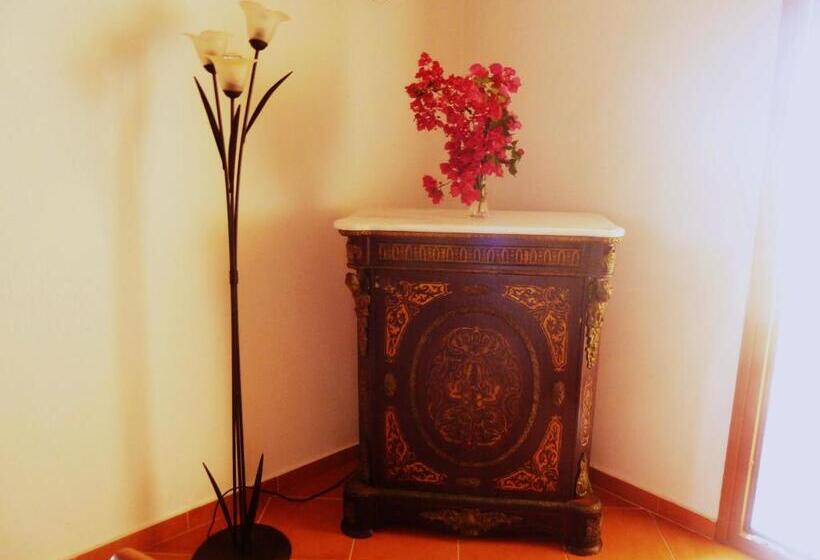 استودیوی استاندارد, Milia Bay Hotel Apartments