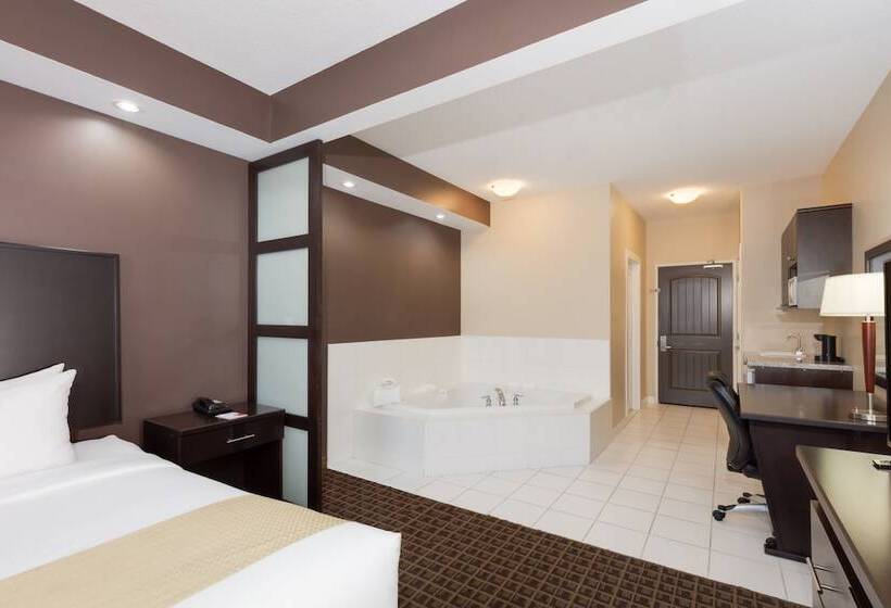 Suite Llit King, Ramada By Wyndham Cold Lake