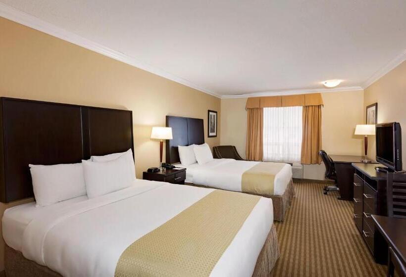 اتاق استاندارد, Ramada By Wyndham Cold Lake