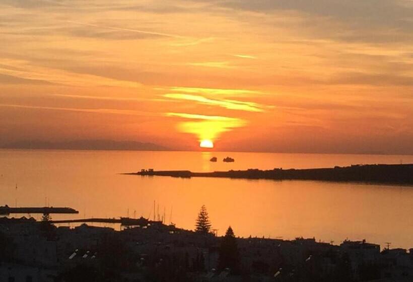 اتاق سوپریور با چشم‌انداز دریا, Sunset View