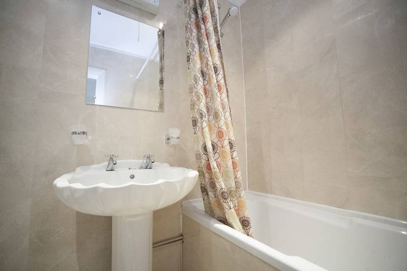 اتاق استاندارد, The White Swan, Halifax