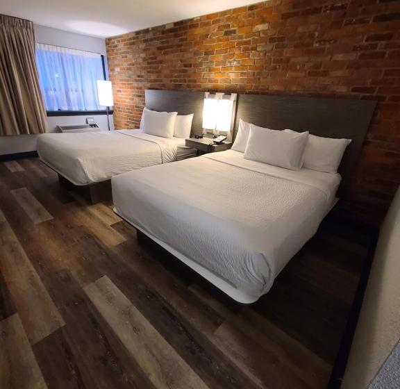 Quarto Deluxe, Travelodge By Wyndham Downtown Barrie