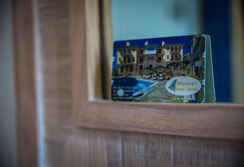 سوییت با چشم‌انداز استخر, Maritsas Hotel & Suites