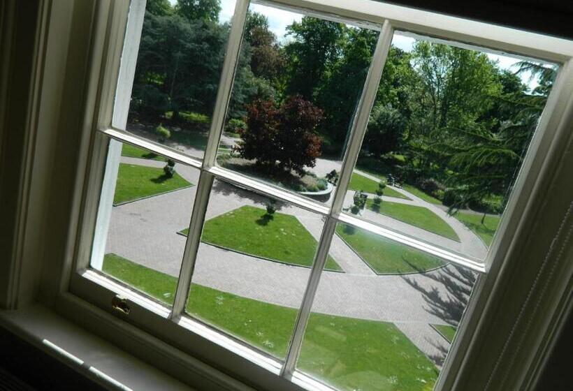 سوییت جونیور, Birchover Bridgford Hall