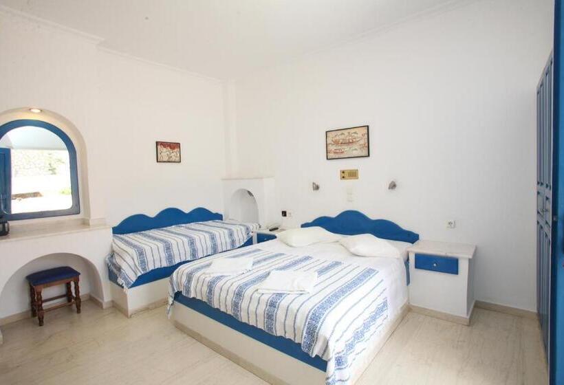 Chambre Triple Deluxe, Dioskouri Art Villas