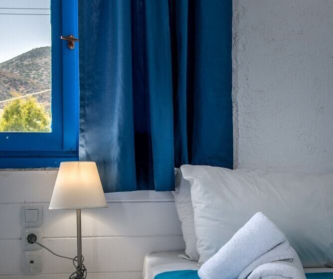اتاق خانوادگی, Elmi Beach Hotel & Suites