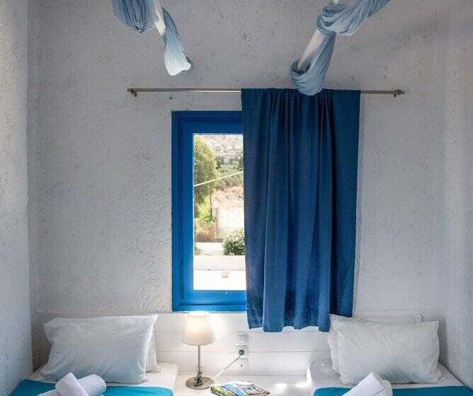 اتاق خانوادگی, Elmi Beach Hotel & Suites