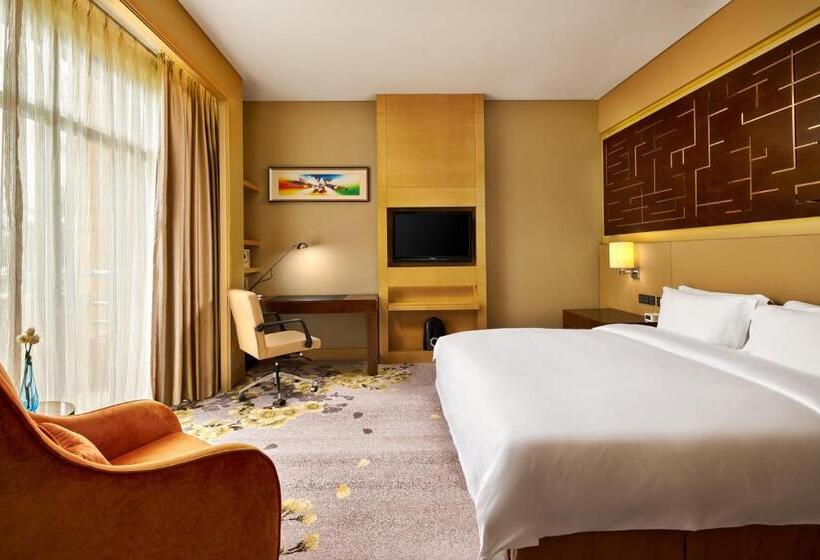 Superior Room, Crowne Plaza Ordos