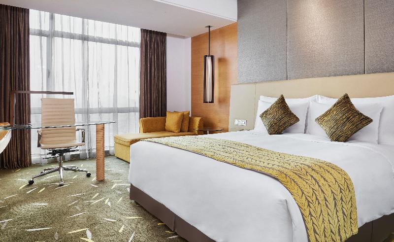 اتاق استاندارد با تخت بزرگ, Crowne Plaza Zhongshan Wing On City, An Ihg