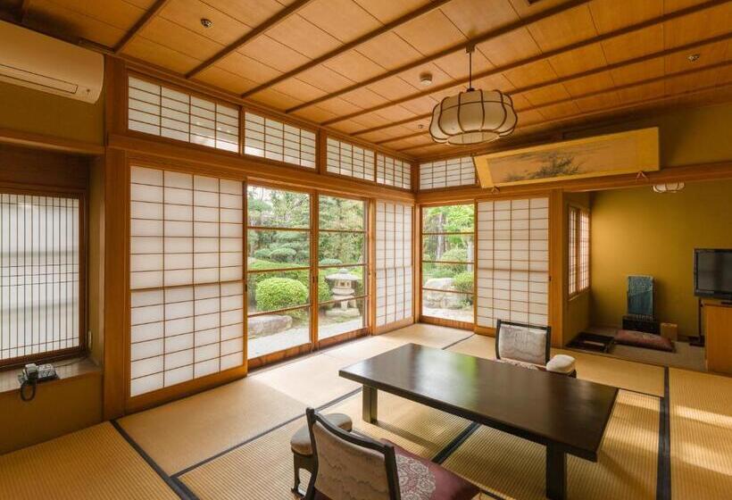 اتاق سوپریور چهار تخته, Hagi No Yado Tomoe