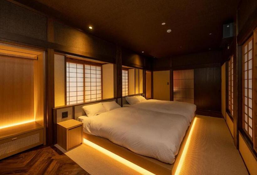 سوییت با چشم‌انداز باغ, Hagi No Yado Tomoe