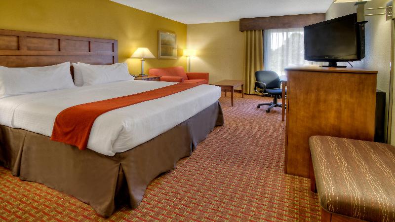 اتاق اجرایی با تخت بزرگ, Holiday Inn Express Greenville, An Ihg