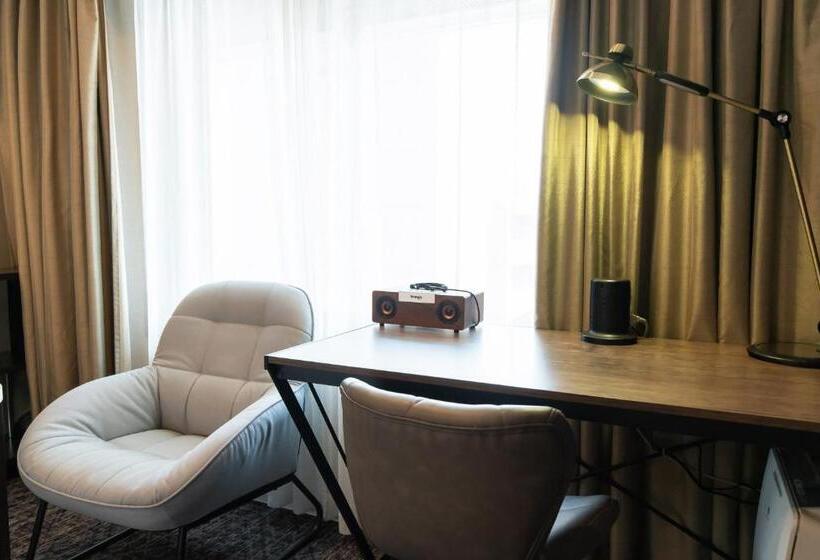 اتاق استاندارد, Kyoto Yamashina Hotel Sanraku