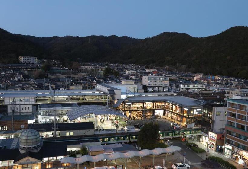 اتاق استاندارد با چشم‌انداز کوهستان, Kyoto Yamashina Hotel Sanraku