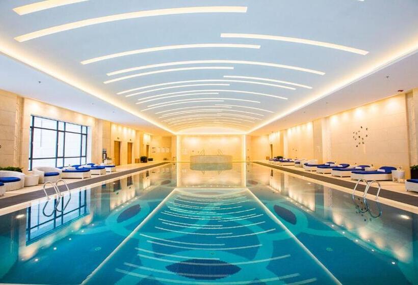 اتاق کلاب, Renaissance Tianjin Lakeview